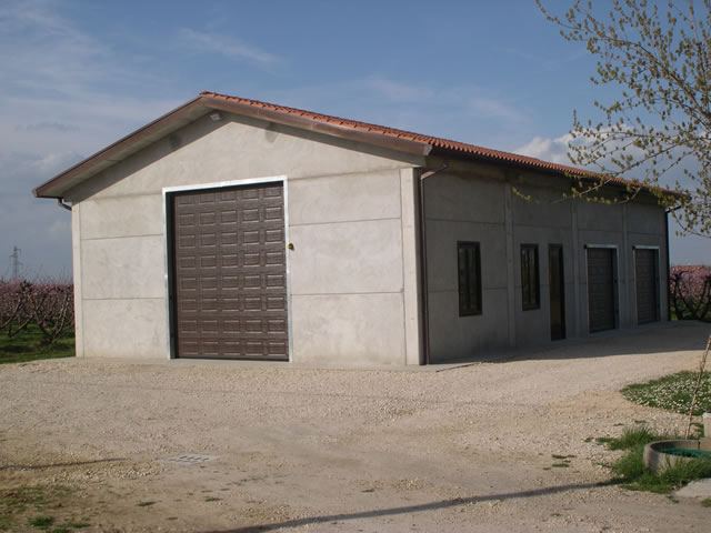 Capannoni prefabbricati agricoli